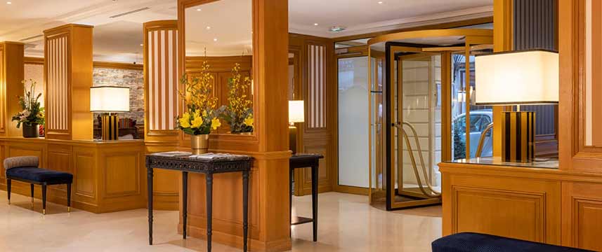 L` Horset Opera Lobby